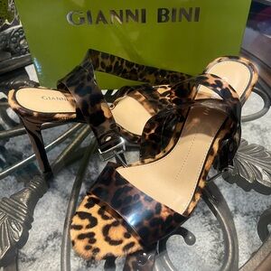 !NWOT! Gianni Bini - Martiinne - Strappy Heels (3in) - Size 9 - Cheetah Print
